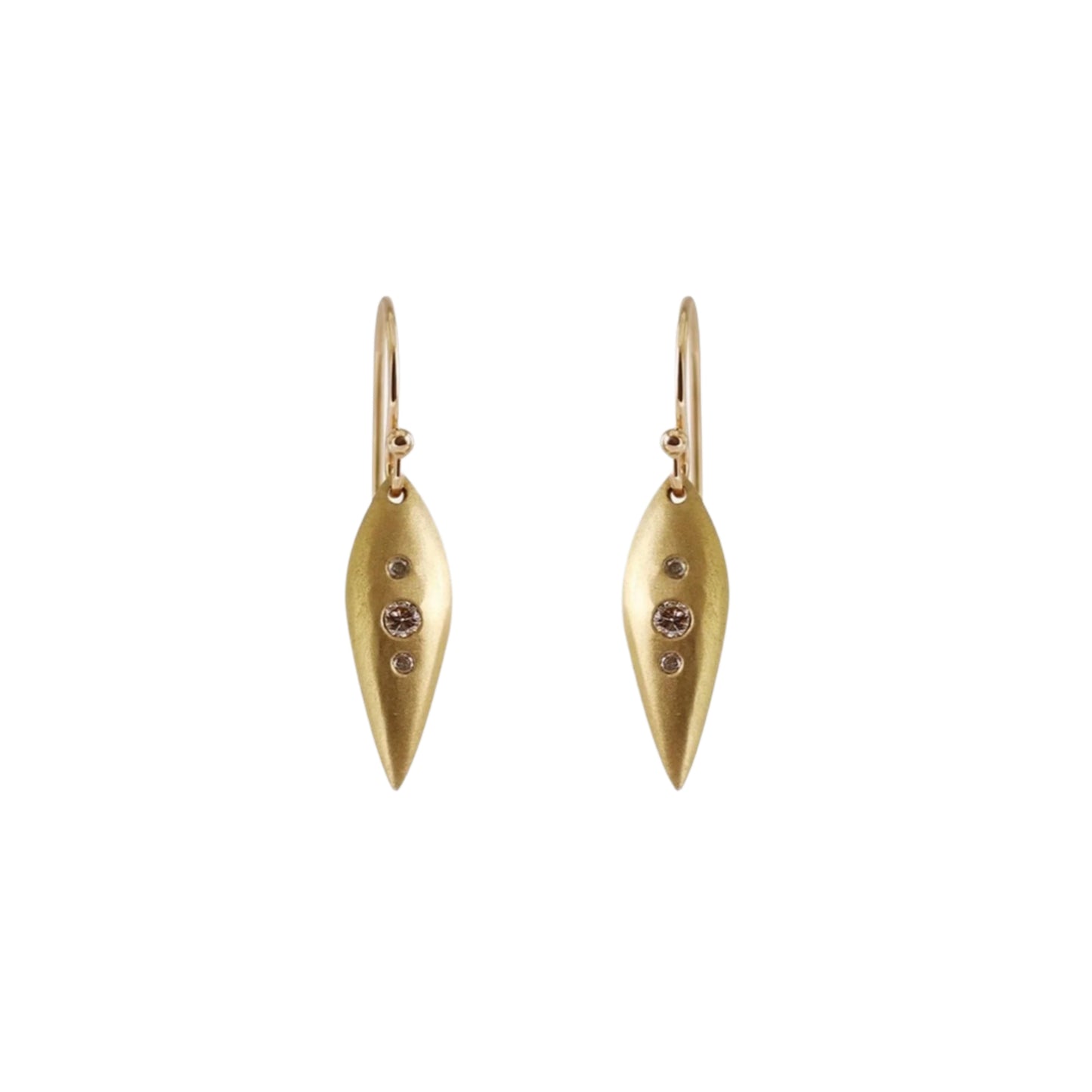 Details Introducing our exquisite POD EARRINGS, adorned with three dazzling diamonds. These earrings are the perfect accessory to add a touch of sparkle and sophistication to any outfit. Treat yourself or someone special to these stunning earrings today! 4 x 1.5mm Round White Diamonds 2 x 2.25mm Round White Diamonds 14k Yellow Gold Satin Finish HxW: 27.6mm x 6.1mm