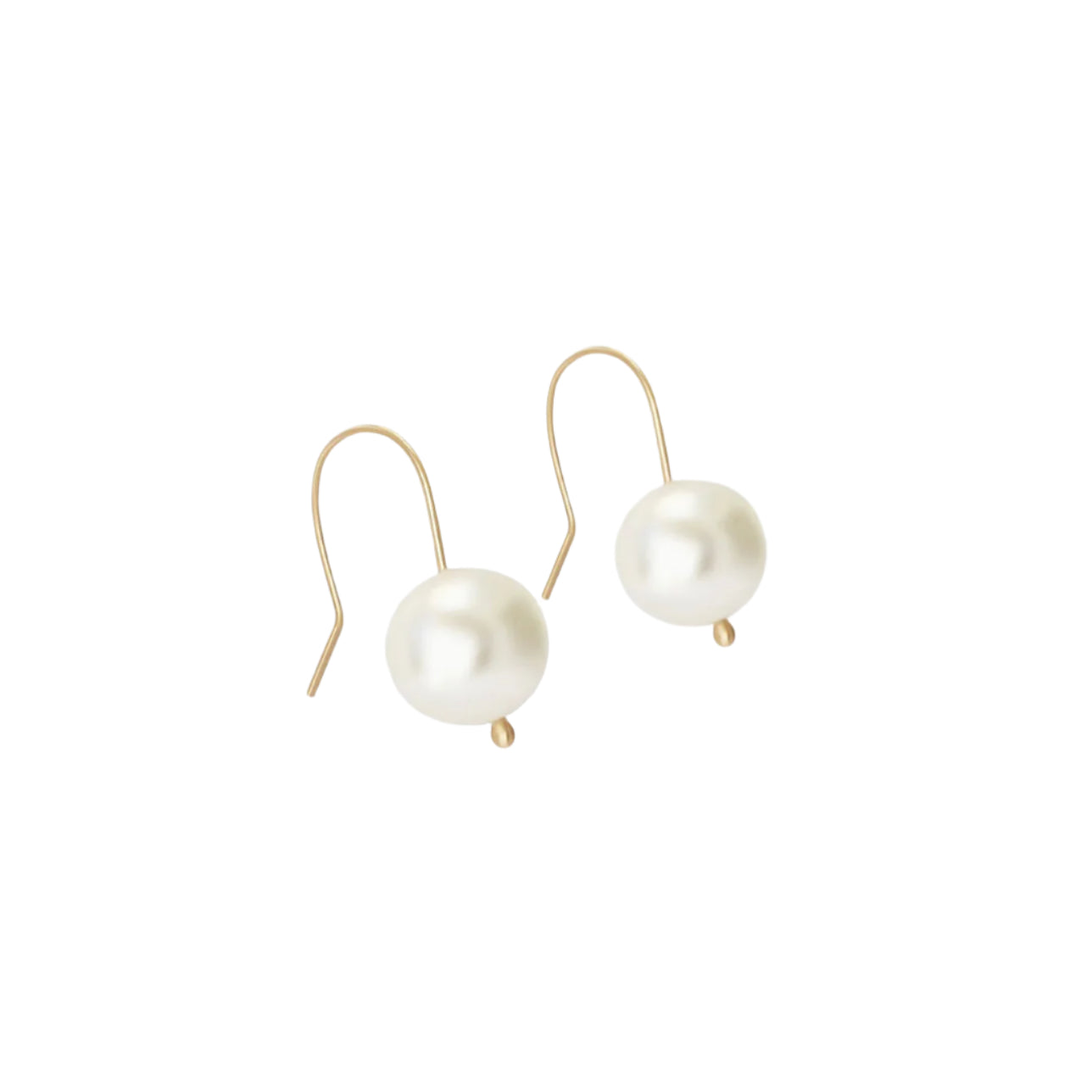 Experience the elegance and natural beauty of our Mother of Pearl earrings. With their exquisite design and timeless appeal, these earrings are the perfect accessory to elevate any outfit. Add a touch of sophistication to your style with our stunning Mother of Pearl earrings today Pearls approx HxW: 13.9mm x 15.4mm 14k Yellow Gold Satin Finish 0.75mm Round Wire