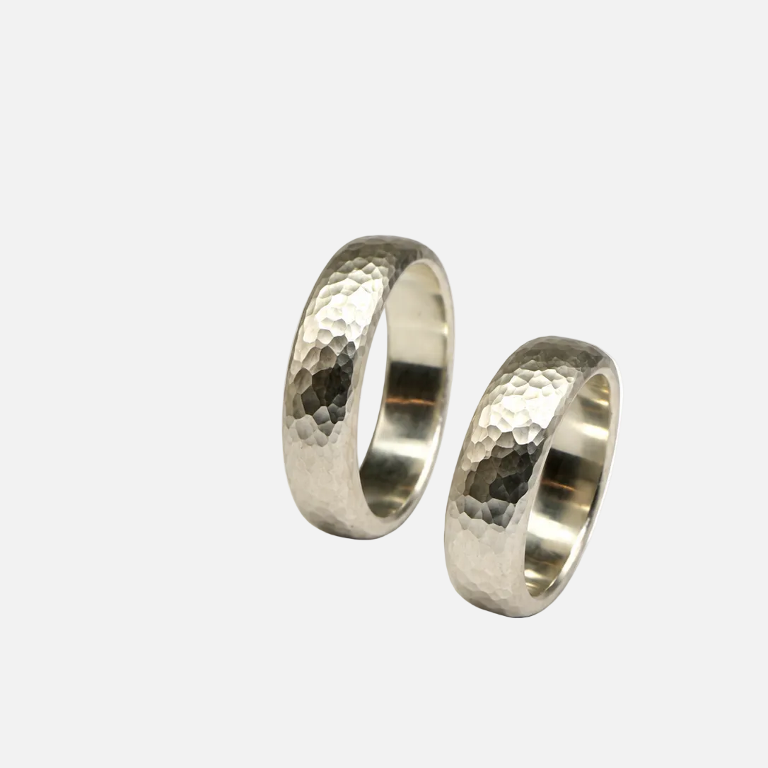 A hammered men’s ring 
