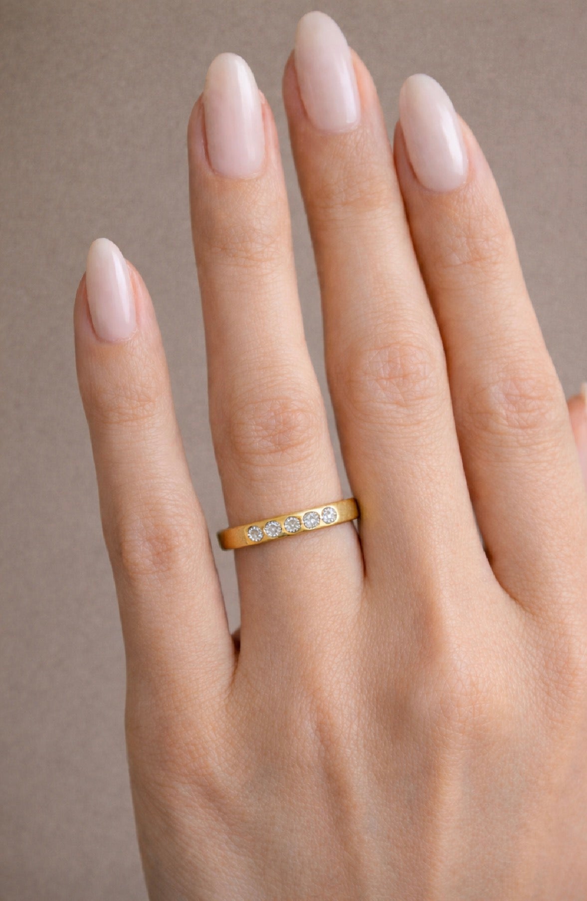 Five diamond band ring in 14k yellow gold