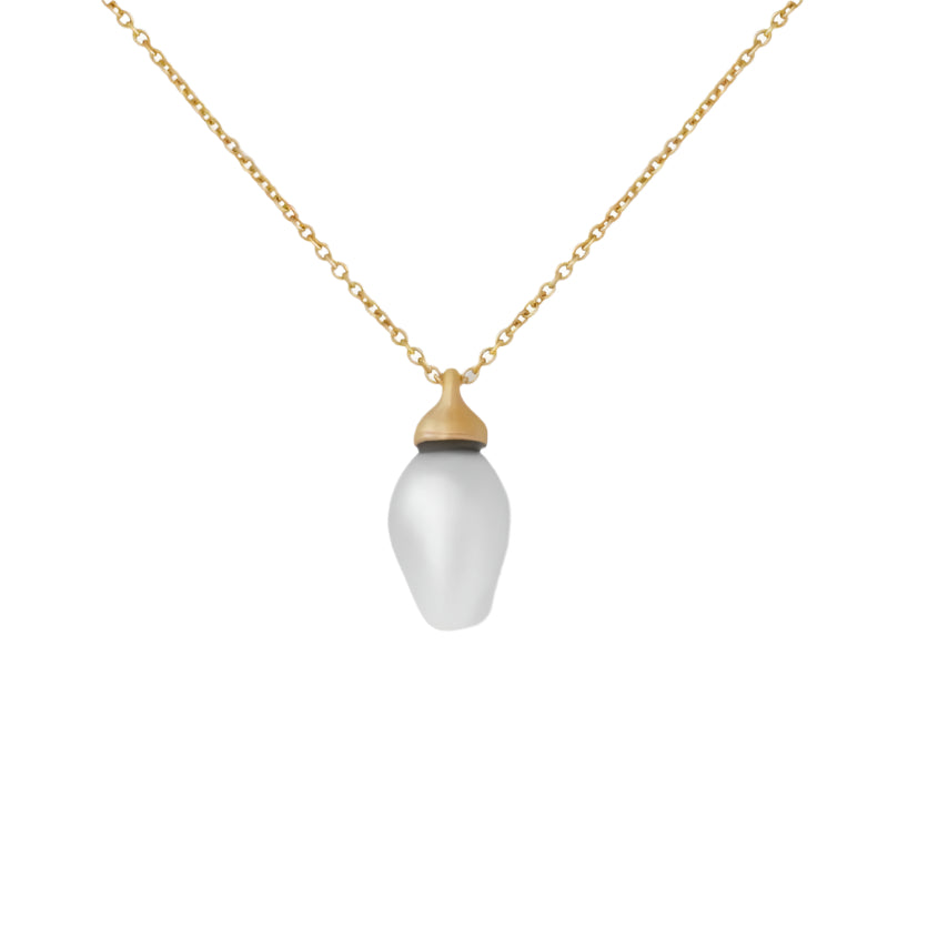 Indulge in the timeless elegance of our 14K Japanese Pearl Necklace. Crafted with high-quality pearls. 