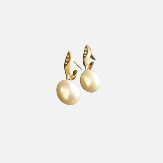 Diamond Button Pearl / Earrings 14K Gold - Silver – handmade jewelry by Tricia Kirkland