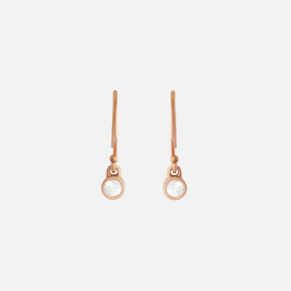 our exquisite Pink Gold & Sapphire Earrings. Crafted with precision and attention to detail, these earrings are the perfect combination of elegance and luxury. The stunning pink gold setting showcases the brilliance of the sapphire gemstones, creating a timeless and sophisticated piece of jewelry. 2 x 2.5mm Sapphires 0.75mm Wire 14k Rose Gold Satin Finish Each earring measures 16.6mm width by 4mm length
